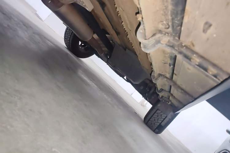 Used JETOUR Traveler 2023 2.0T All-Wheel Drive CrossPRO+ Left Side Sill