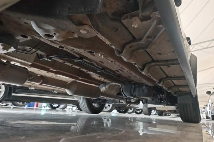 Used JETOUR Traveler 2023 1.5T Two-Wheel Drive Discovery PRO Left Side Sill