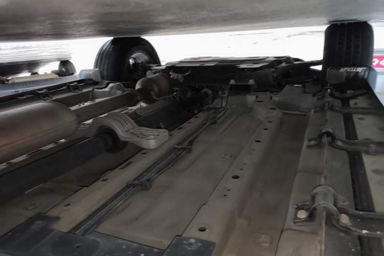 Used JETOUR Traveler 2023 2.0T All-Wheel-Drive CrossPRO Left Side Sill