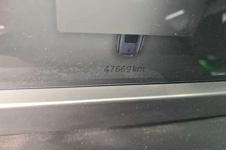 Used JETOUR Traveler 2023 2.0T Four-Wheel Drive Conqueror Odometer Close Up