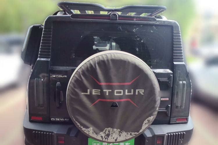 Used JETOUR Traveler 2023 2.0T Four-Wheel Drive Conqueror Rear