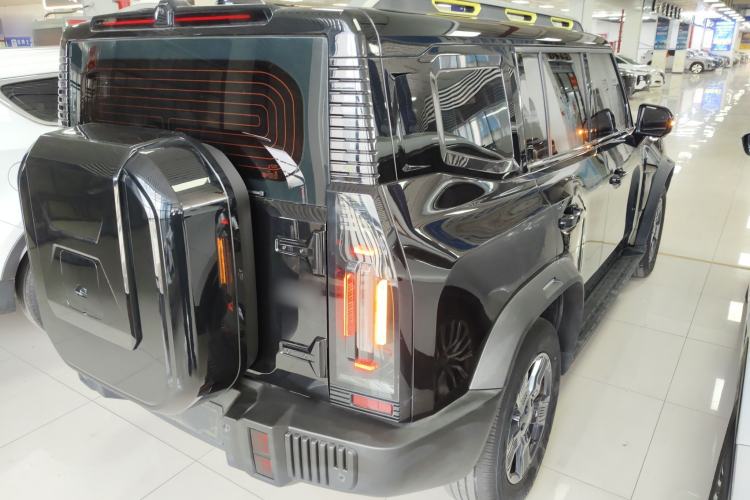 Used JETOUR Traveler 2023 1.5T Two-Wheel Drive Discovery PRO Rear Right 45 Deg