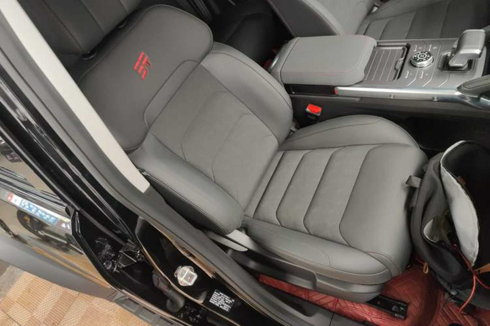 Used JETOUR Traveler 2023 2.0T All-Wheel-Drive CrossPRO Right Front Seat