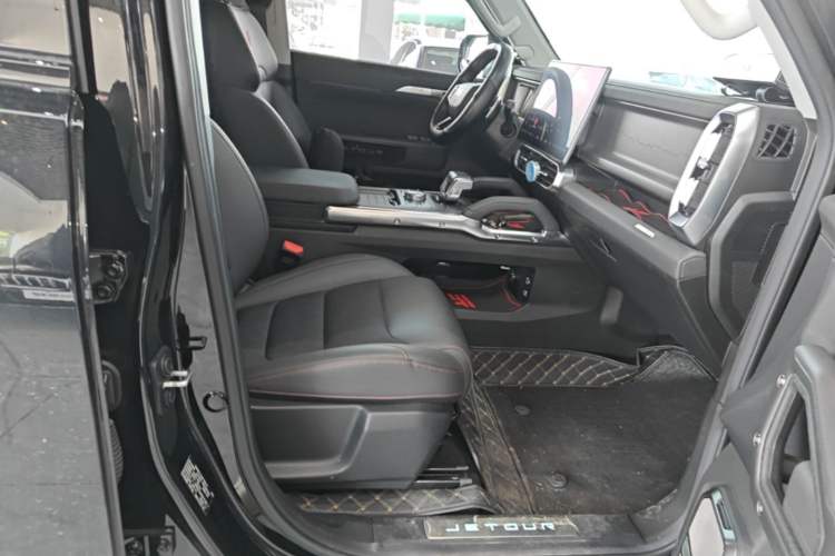 Used JETOUR Traveler 2023 2.0T All-Wheel-Drive CrossPRO Right Front Seat