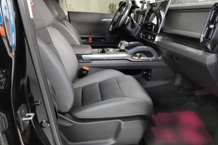 Used JETOUR Traveler 2023 2.0T All-Wheel-Drive CrossPRO Right Front Seat