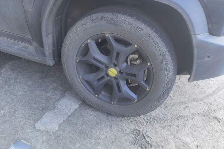 Used JETOUR Traveler 2023 2.0T All-Wheel Drive CrossPRO+ Right Front Wheel Hub