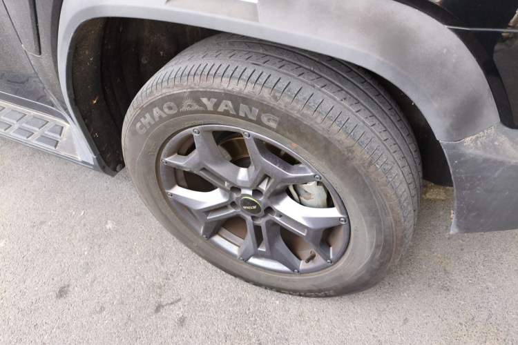 Used JETOUR Traveler 2023 2.0T All-Wheel-Drive CrossPRO Right Front Wheel Hub
