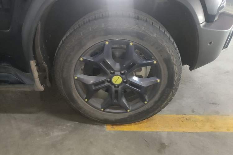 Used JETOUR Traveler 2023 2.0T All-Wheel Drive CrossPRO+ Right Front Wheel Hub
