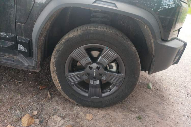 Used JETOUR Traveler 2023 1.5T Two-Wheel Drive Discovery PRO Right Front Wheel Hub