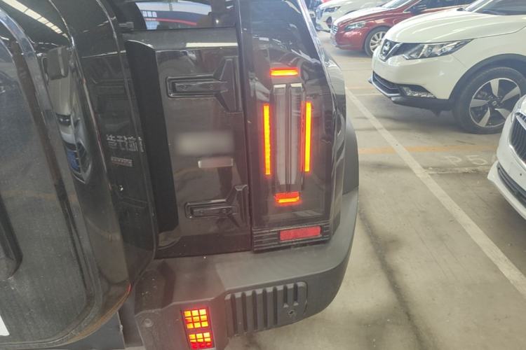 Used JETOUR Traveler 2023 2.0T All-Wheel Drive CrossPRO+ Right Rear Taillight