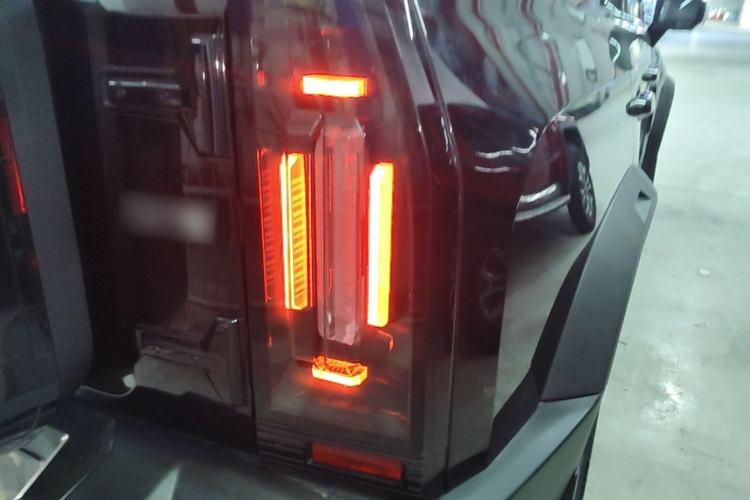 Used JETOUR Traveler 2023 1.5T Two-Wheel Drive Discovery PRO Right Rear Taillight