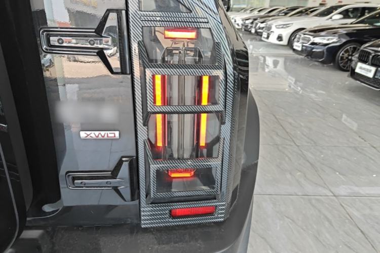 Used JETOUR Traveler 2023 2.0T All-Wheel-Drive CrossPRO Right Rear Taillight