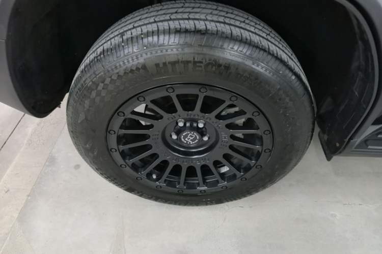 Used JETOUR Traveler 2023 1.5T Two-Wheel Drive Discovery PRO Right Rear Wheel Hub