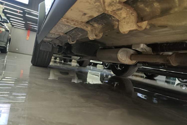 Used JETOUR Traveler 2023 2.0T All-Wheel-Drive Crosser Right Side Sill