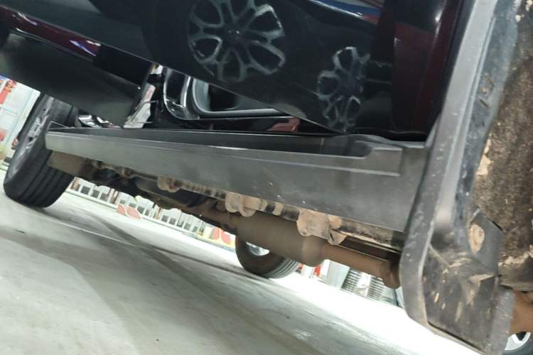 Used JETOUR Traveler 2023 1.5T Two-Wheel Drive Discovery PRO Right Side Sill