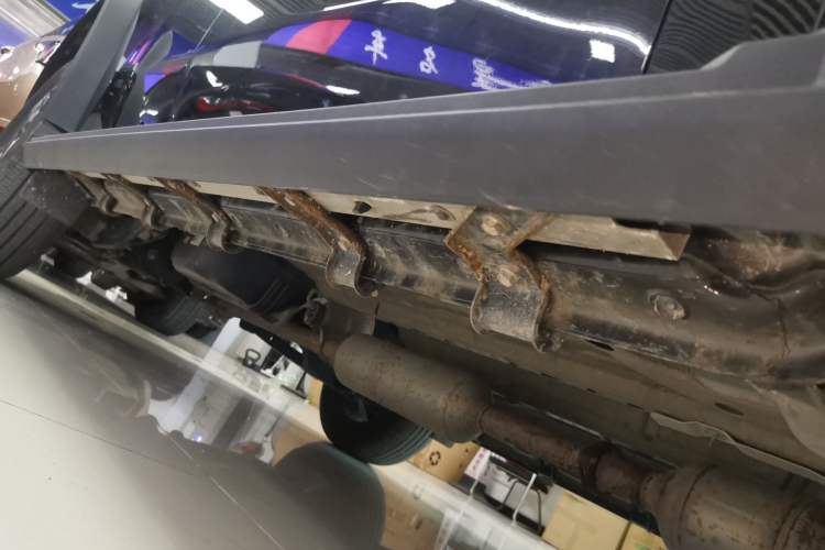 Used JETOUR Traveler 2023 1.5T Two-Wheel Drive Discovery PRO Right Side Sill