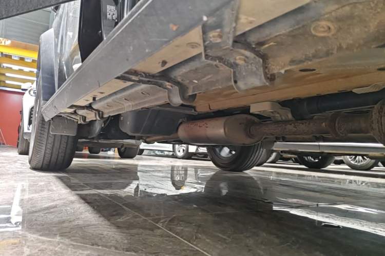 Used JETOUR Traveler 2023 2.0T All-Wheel-Drive CrossPRO Right Side Sill