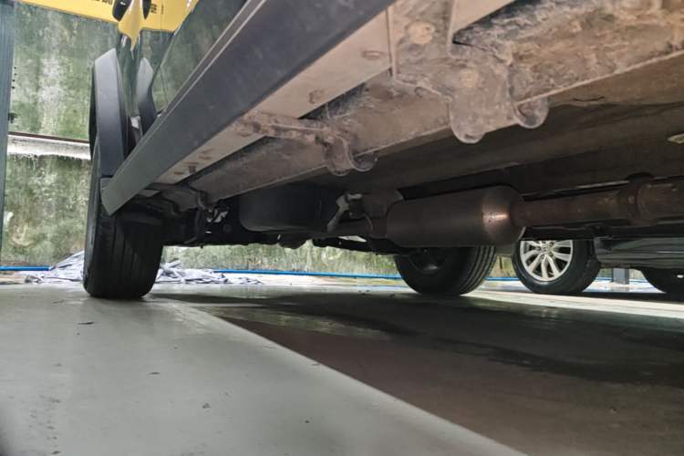Used JETOUR Traveler 2023 1.5T Two-Wheel Drive Discovery PRO Right Side Sill