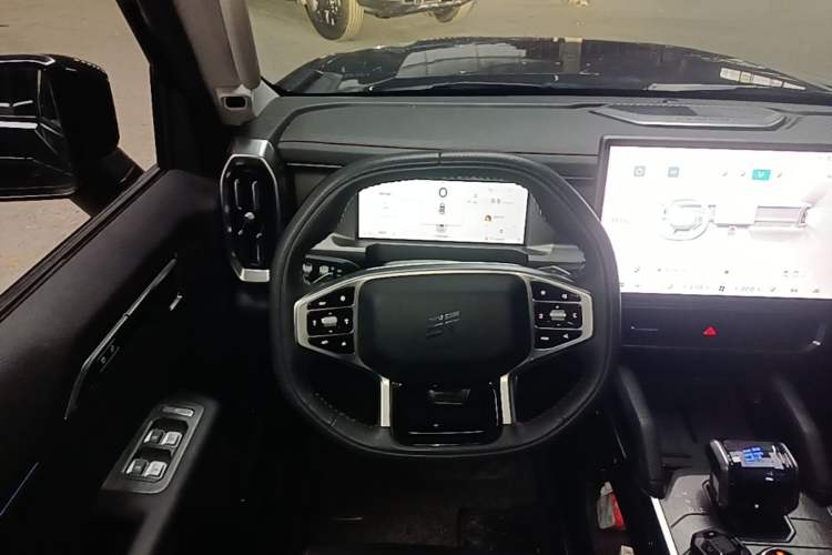 Used JETOUR Traveler 2023 2.0T Four-Wheel Drive Conqueror Steering Wheel