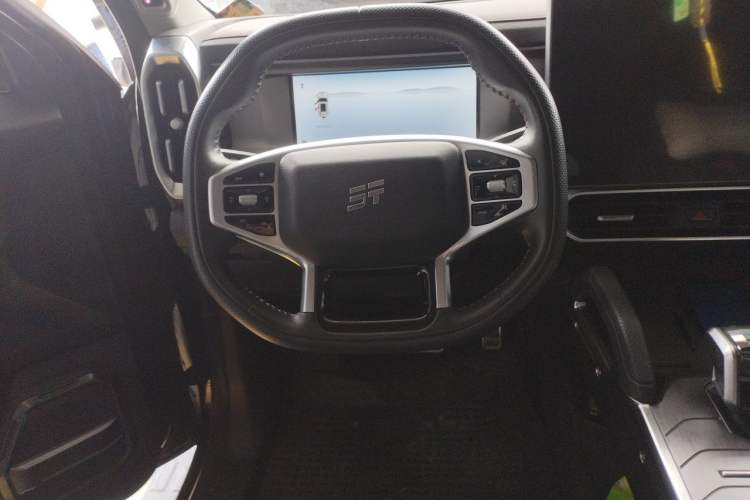 Used JETOUR Traveler 2023 2.0T Four-Wheel Drive Conqueror Steering Wheel