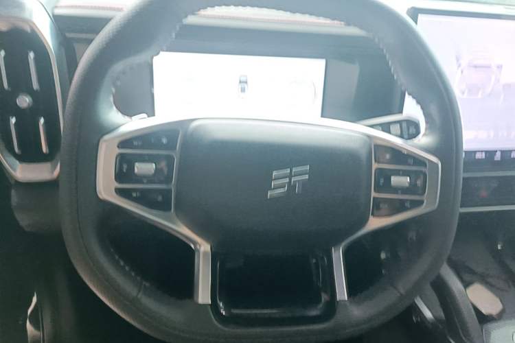 Used JETOUR Traveler 2023 2.0T All-Wheel-Drive CrossPRO Steering Wheel