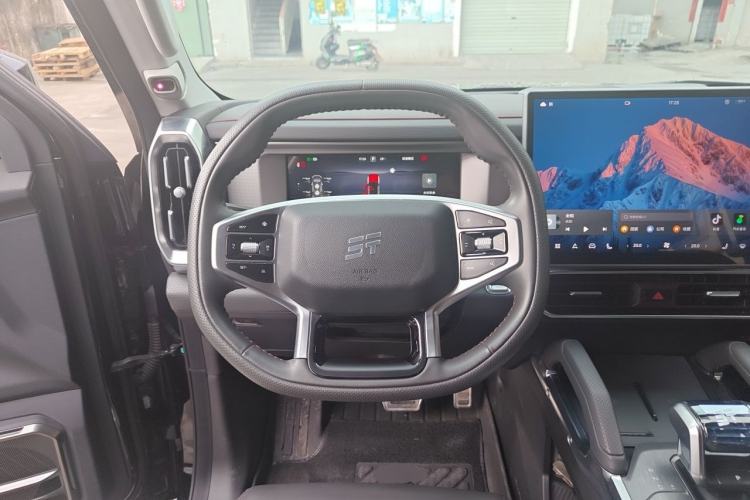 Used JETOUR Traveler 2023 2.0T Four-Wheel Drive Conqueror Steering Wheel