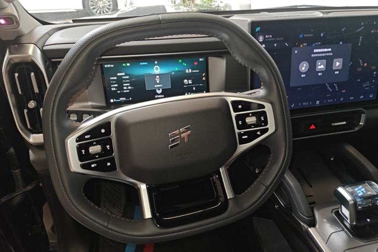 Used JETOUR Traveler 2023 2.0T Four-Wheel Drive Conqueror Steering Wheel