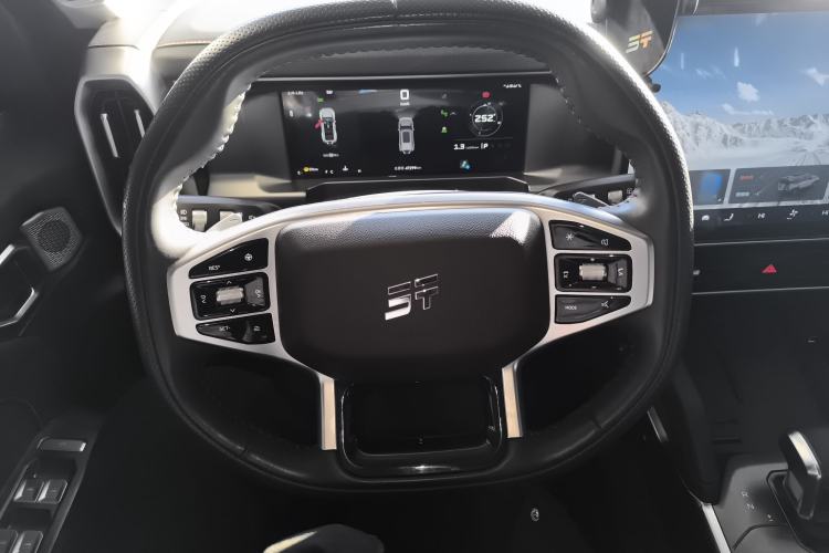Used JETOUR Traveler 2023 2.0T All-Wheel-Drive CrossPRO Steering Wheel