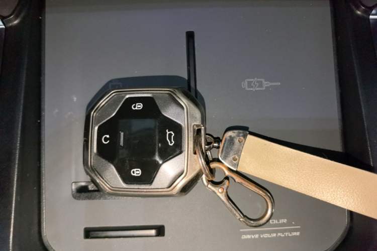 Used JETOUR Traveler 2023 1.5T Two-Wheel Drive Discovery PRO Vehicle Key