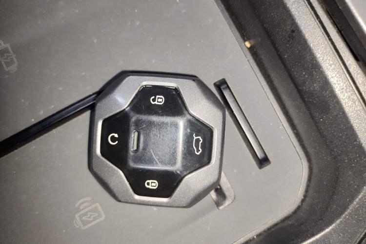 Used JETOUR Traveler 2023 1.5T Two-Wheel Drive Discovery PRO Vehicle Key
