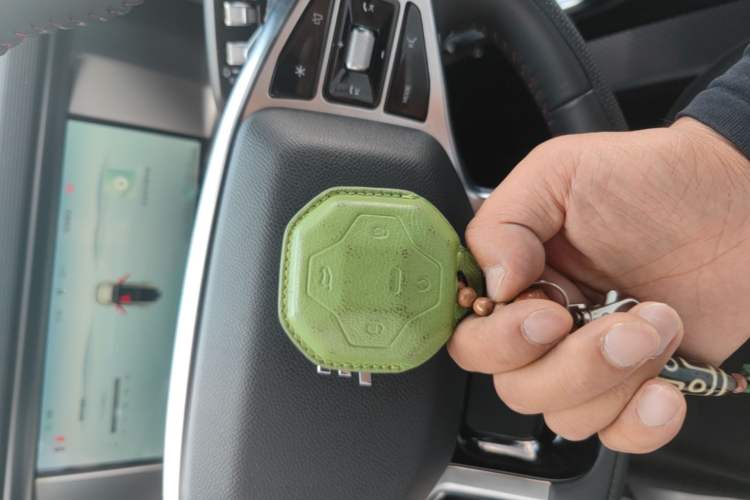 Used JETOUR Traveler 2023 2.0T All-Wheel Drive Conquer PRO Vehicle Key