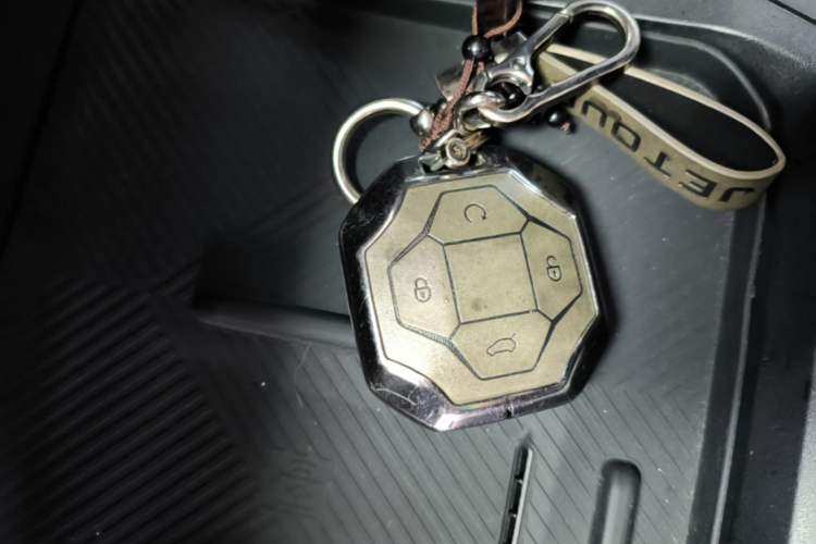 Used JETOUR Traveler 2023 2.0T All-Wheel-Drive CrossPRO Vehicle Key