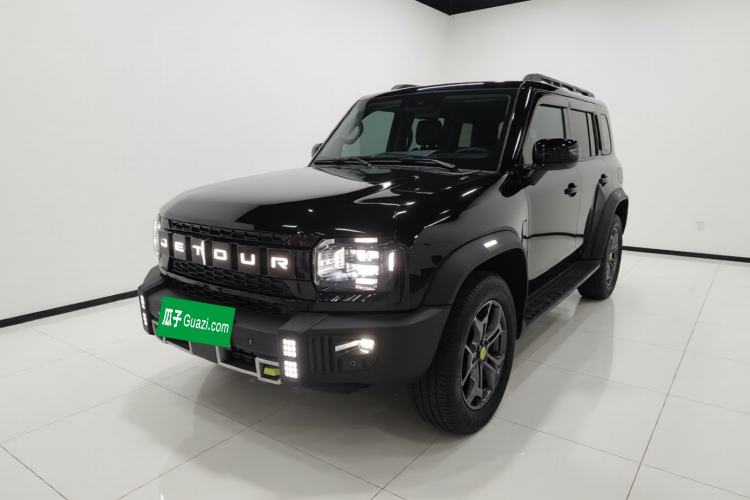 JETOUR Traveler 2023 2.0T All-Wheel-Drive CrossPRO