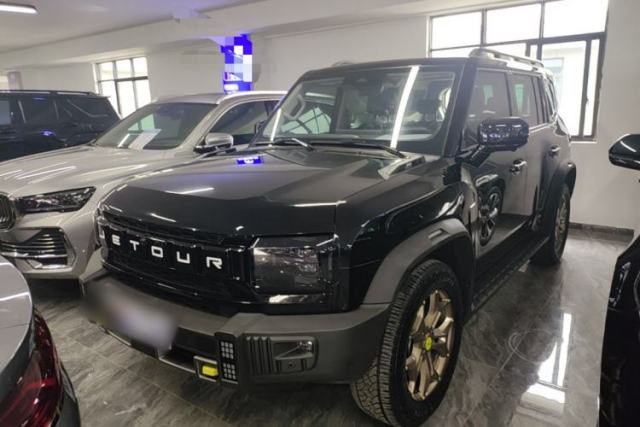 Used JETOUR Traveler 2023 2.0T Four-Wheel Drive Conqueror