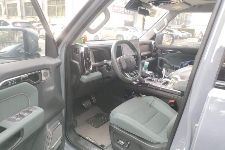 Used JETOUR Traveler 2023 2.0T Four-Wheel Drive Conqueror Driver Seat