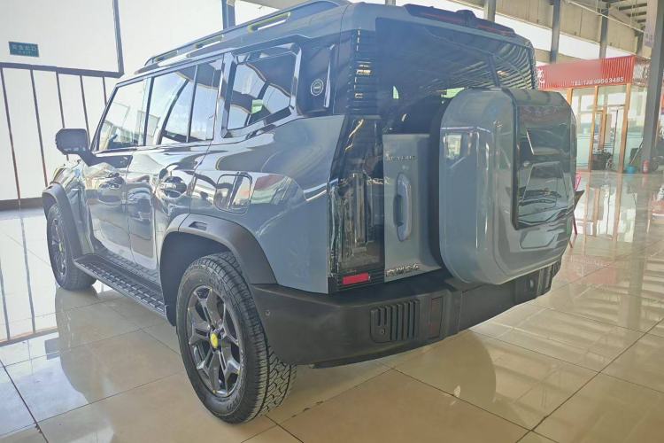 Used JETOUR Traveler 2023 2.0T All-Wheel Drive CrossPRO+ Exterior 2