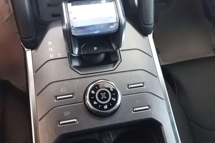 Used JETOUR Traveler 2023 2.0T All-Wheel Drive Conquer PRO Gear Lever