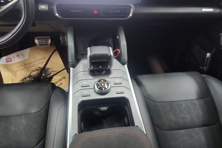 Used JETOUR Traveler 2023 2.0T All-Wheel Drive CrossPRO+ Gear Lever