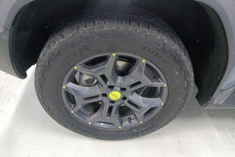 Used JETOUR Traveler 2023 2.0T All-Wheel Drive CrossPRO+ Left Front Wheel Hub