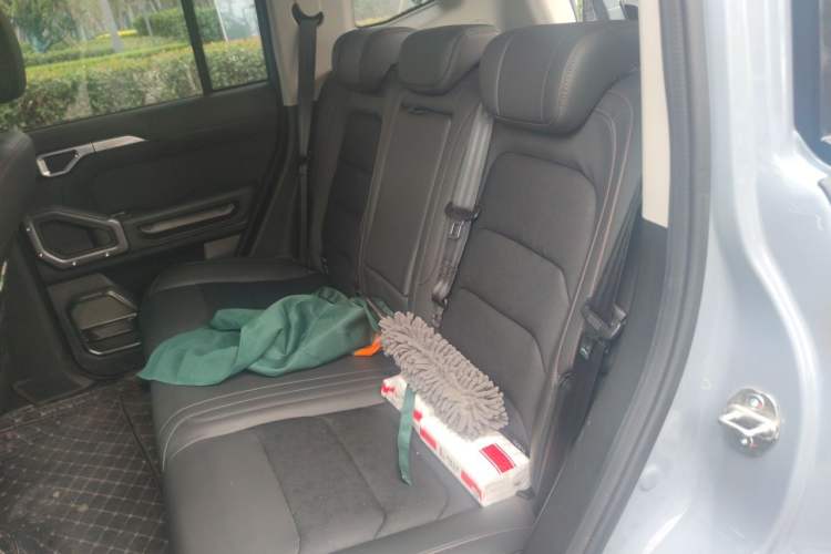 Used JETOUR Traveler 2023 2.0T All-Wheel-Drive CrossPRO Left Rear Seat