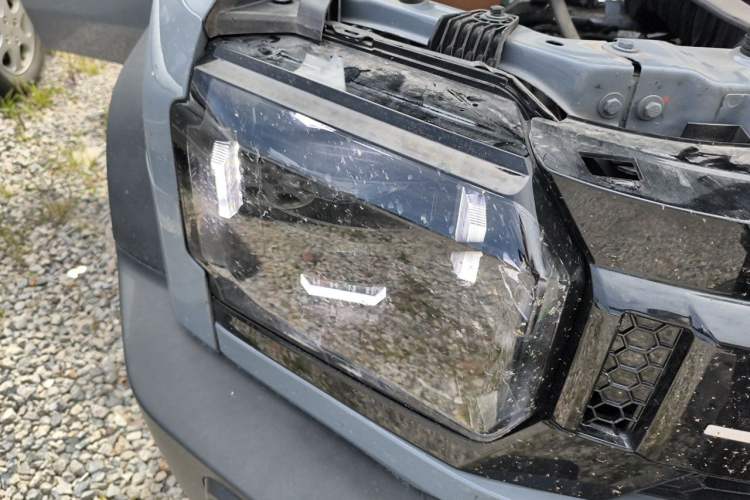 Used JETOUR Traveler 2023 2.0T All-Wheel-Drive CrossPRO Right Front Headlight