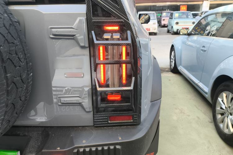 Used JETOUR Traveler 2023 2.0T All-Wheel Drive Conquer PRO Right Rear Taillight