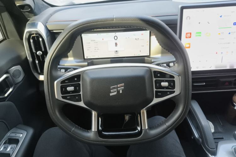 Used JETOUR Traveler 2023 2.0T All-Wheel Drive Conquer PRO Steering Wheel