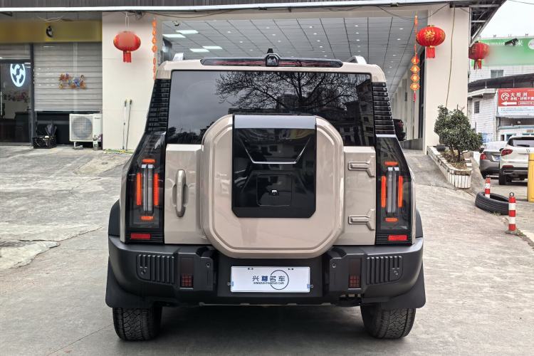 Used JETOUR Traveler 2023 2.0T All-Wheel Drive CrossPRO+ Exterior 5