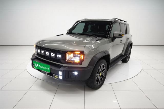 Used JETOUR Traveler 2023 2.0T All-Wheel Drive CrossPRO+