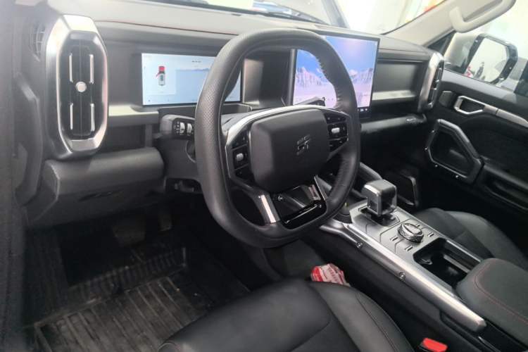 Used JETOUR Traveler 2023 1.5T Two-Wheel Drive Discovery PRO Center Console
