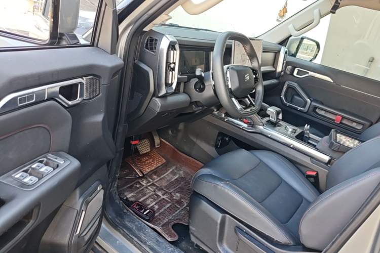 Used JETOUR Traveler 2023 1.5T Two-Wheel Drive Discovery PRO Driver Seat