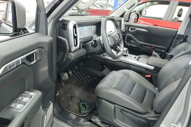 Used JETOUR Traveler 2023 1.5T Two-Wheel Drive Discovery PRO Driver Seat