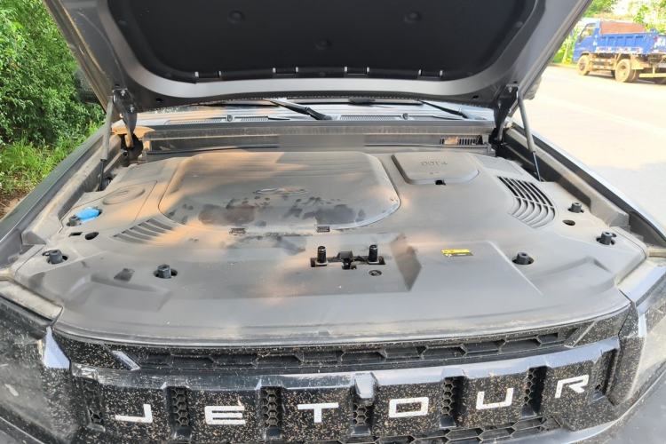 Used JETOUR Traveler 2023 1.5T Two-Wheel Drive Discovery PRO Engine Bay