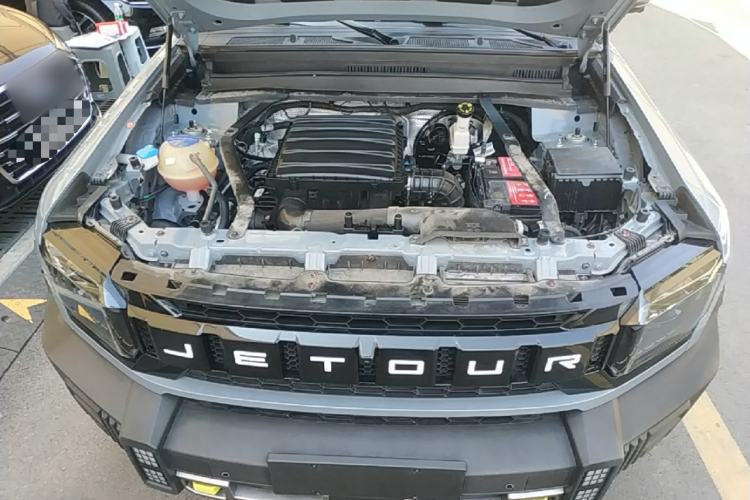 Used JETOUR Traveler 2023 2.0T All-Wheel Drive Conquer PRO Engine Bay